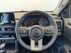 2025 Mitsubishi Triton GLX-R