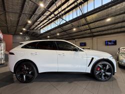 2024 Jaguar F-PACE SVR 575 Edition