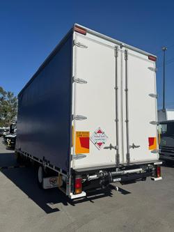 2021 Isuzu F Series FRR107-210