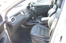 2017 Kia Sorento SLi