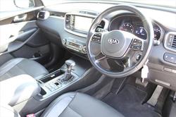 2017 Kia Sorento SLi