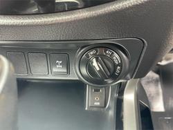 2017 Nissan Navara SL D23 Series 2 4X4 Dual Range Brilliant Silver