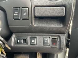 2017 Nissan Navara SL D23 Series 2 4X4 Dual Range Brilliant Silver