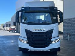 2025 Iveco S-Way AT600