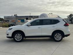 2022 Nissan X-TRAIL ST