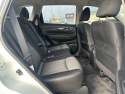 2022 Nissan X-TRAIL ST