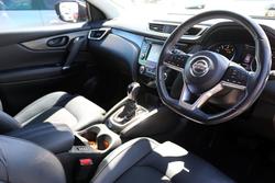 2017 Nissan QASHQAI ST-L