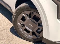 2024 Kia Carnival GT-Line HEV