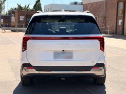 2024 Kia Carnival GT-Line HEV