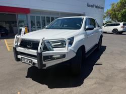 2023 Toyota Hilux SR5