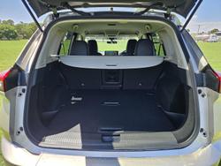 2026 Nissan X-TRAIL ST-L