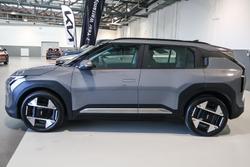 2025 Kia EV3 Earth Long Range