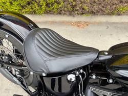 2017 HARLEY-DAVIDSON FLSS SOFTAIL SLIM S Black