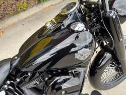 2017 HARLEY-DAVIDSON FLSS SOFTAIL SLIM S Black