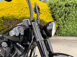 2017 HARLEY-DAVIDSON FLSS SOFTAIL SLIM S Black