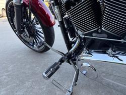 2017 HARLEY-DAVIDSON FXSB SOFTAIL BREAKOUT Red