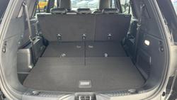 2025 Ford Everest Platinum