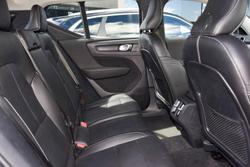 2023 Volvo XC40 Ultimate B4 Bright