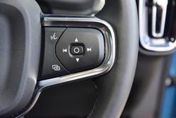 2023 Volvo XC40 Ultimate B4 Bright