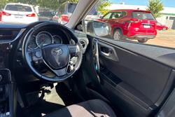 2016 Toyota Corolla Ascent Sport