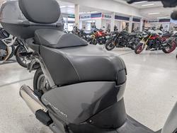 2007 APRILIA SCARABEO 250ie grey