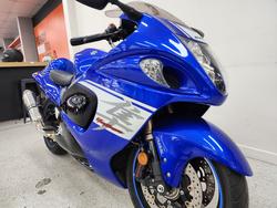 2017 Suzuki GSX1300RA (HAYABUSA) Blue