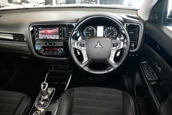 2018 Mitsubishi Outlander PHEV ES ADAS