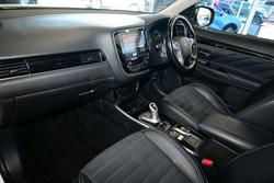 2018 Mitsubishi Outlander PHEV ES ADAS