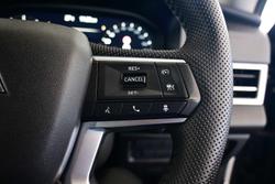 2025 Mitsubishi Outlander LS