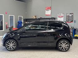 2012 Volkswagen up! MY13 Black