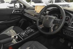 2025 Mitsubishi Outlander PHEV Aspire