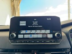 2024 Mitsubishi Outlander PHEV Exceed