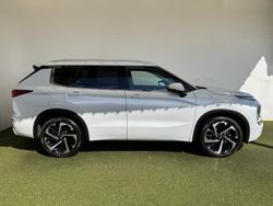 2024 Mitsubishi Outlander PHEV Exceed