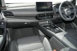 2025 Nissan X-TRAIL ST-L e-POWER