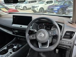 2025 Nissan X-TRAIL ST-L e-POWER