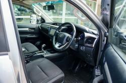 2019 Toyota Hilux SR5