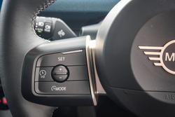 2024 MINI Aceman SE Favoured