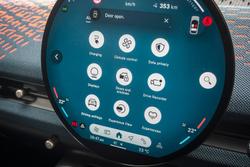 2024 MINI Aceman SE Favoured