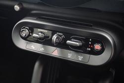 2024 MINI Aceman SE Favoured