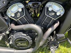 2018 INDIAN SCOUT BOBBER THUNDER BLK SMOKE Black