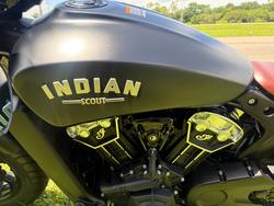 2018 INDIAN SCOUT BOBBER THUNDER BLK SMOKE Black