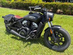 2018 INDIAN SCOUT BOBBER THUNDER BLK SMOKE Black