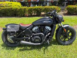 Indian Scout Bobber Thunder BLK Smoke