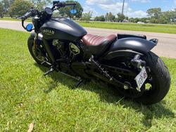 2018 INDIAN SCOUT BOBBER THUNDER BLK SMOKE Black