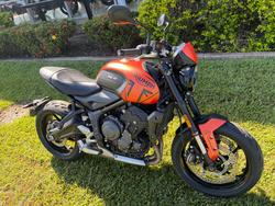 2023 Triumph TRIDENT 660 Orange