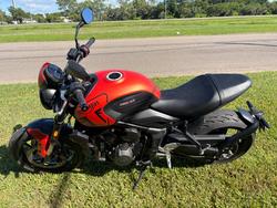 2023 Triumph TRIDENT 660 Orange