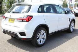 2022 Mitsubishi ASX ES