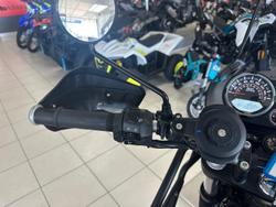 2022 Royal Enfield Himalayan E5 Premium Himalayan Black