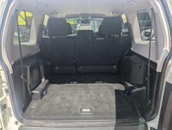 2010 Mitsubishi Pajero Platinum NT MY10 4X4 White Pearl