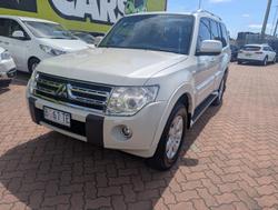 2010 Mitsubishi Pajero Platinum NT MY10 4X4 White Pearl